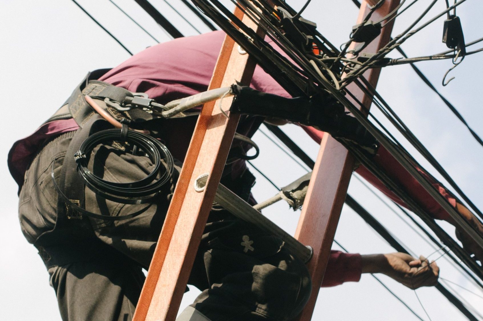 How to Choose the Right Electrical Contractor for Your Melbourne Home or Business