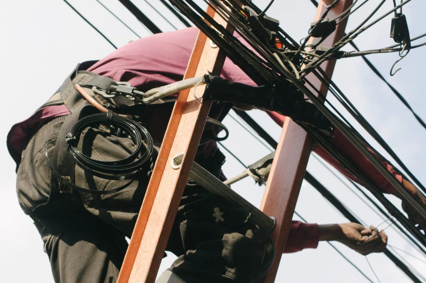 How to Choose the Right Electrical Contractor for Your Melbourne Home or Business